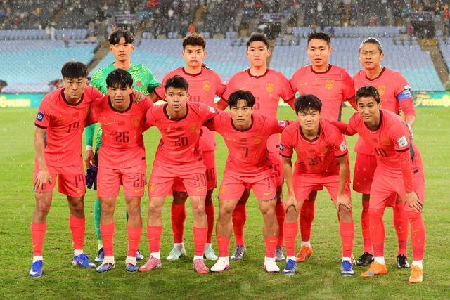 2-0库拉索,0-2喀麦隆,你如何评价国足两场国际比赛表现?